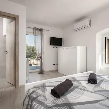 Casa Romito * Kaštelir